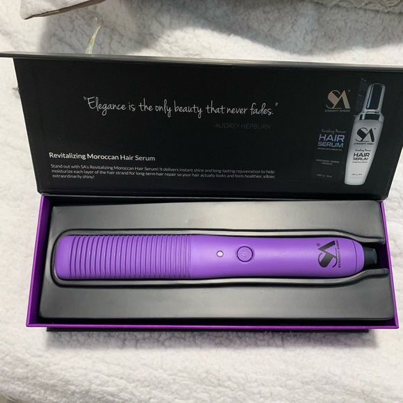 Straightener brush